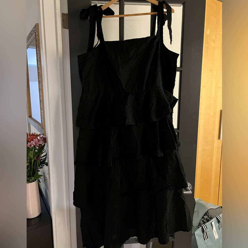 eloquii Plus size asymmetrical tie shoulder ruffle dress, size 24